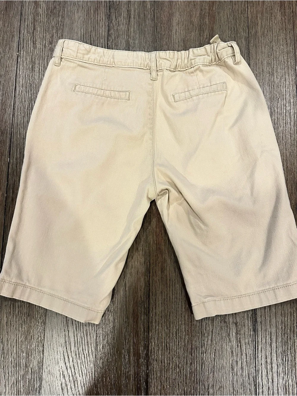 Two pairs Old Navy khaki uniform Bermuda length shorts - girls - Back-to-School